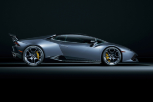 lamborghini huracan side view 4k 1626180240