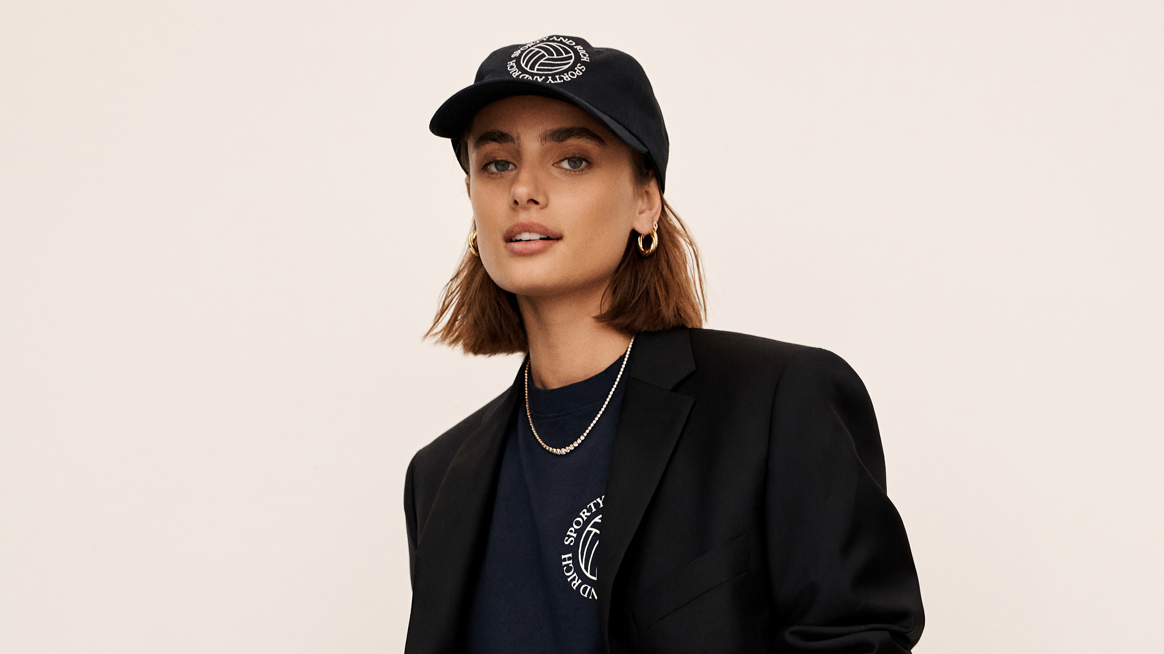 2021 taylor hill sporty and rich 4k 1629775582