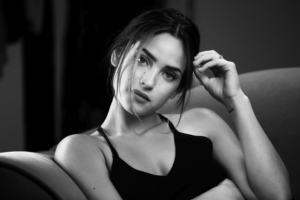 adria arjona monochrome 4k 1629937258