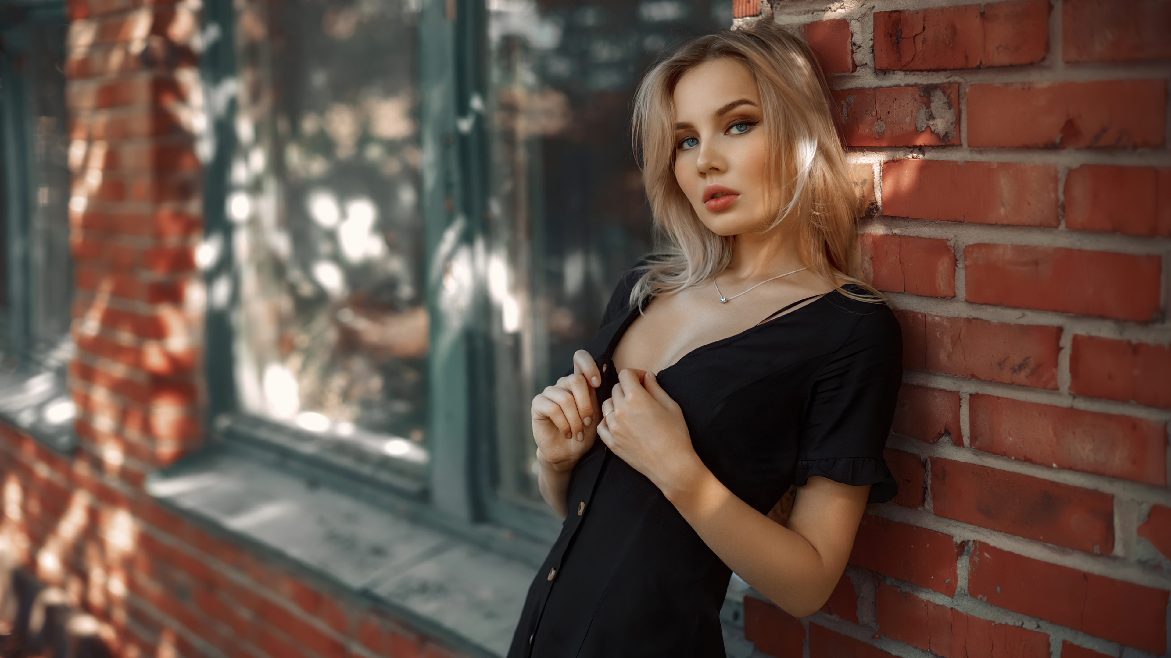 blue eyes blonde girl 4k 1629254134