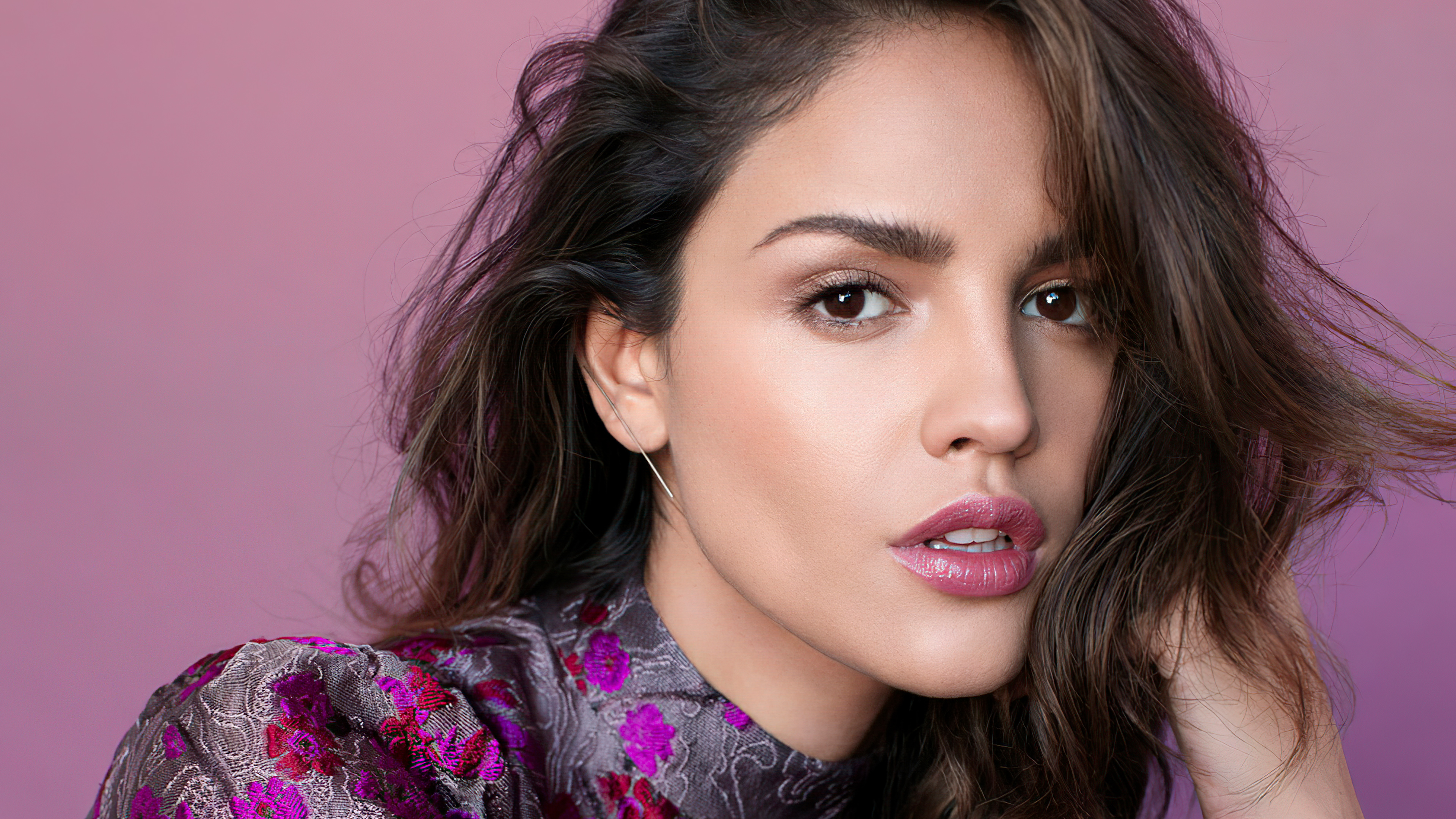 eiza gonzalez vogue mx photoshoot 4k 1629858496