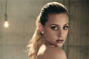 lili reinhart 2022 new 4k 1630020331