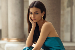 victoria justice modeliste magazine 4k 1632431382