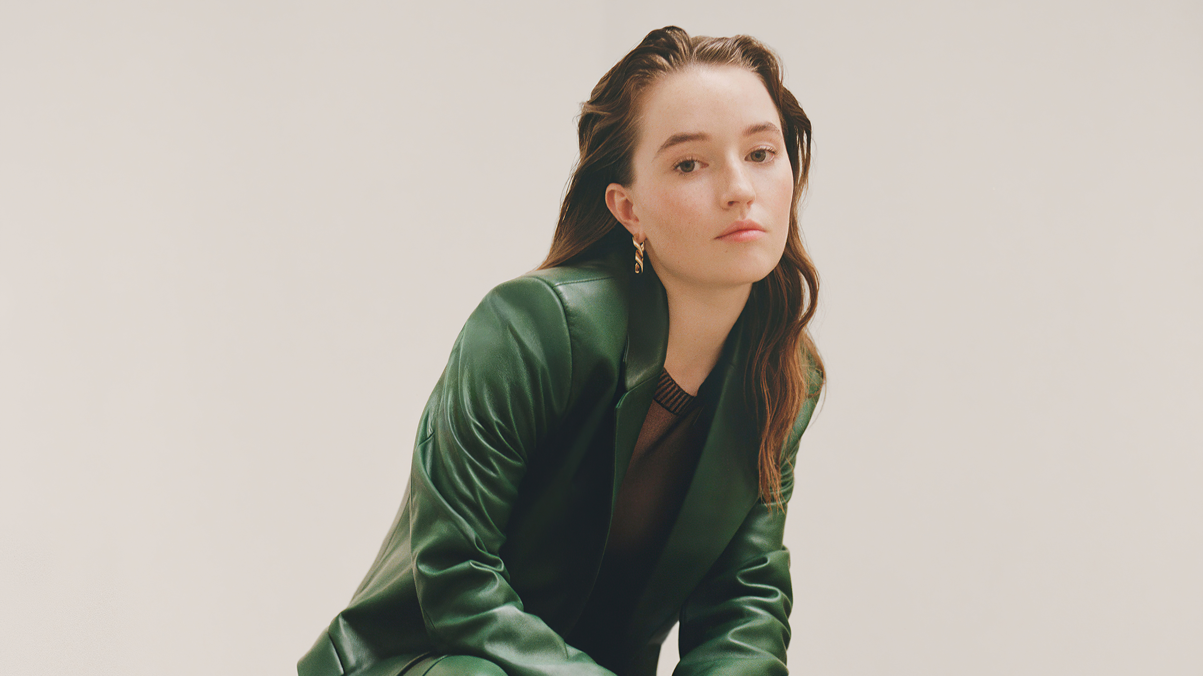 kaitlyn dever net a porter magazine 4k 1634183040