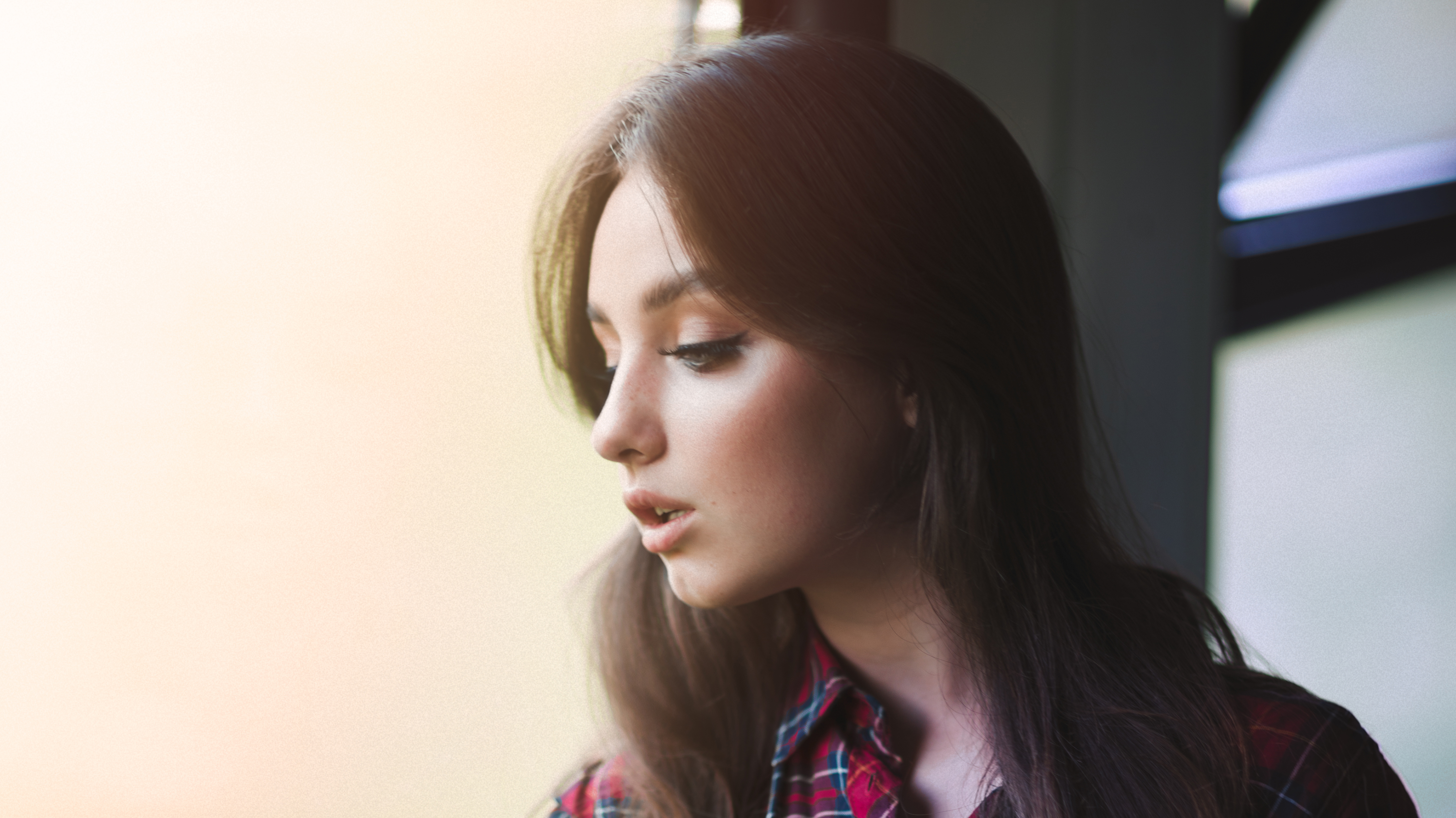 girl looking down portrait shoot 4k 1639250073