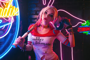 harley quinn suicide squad with bat 4k 1645750345