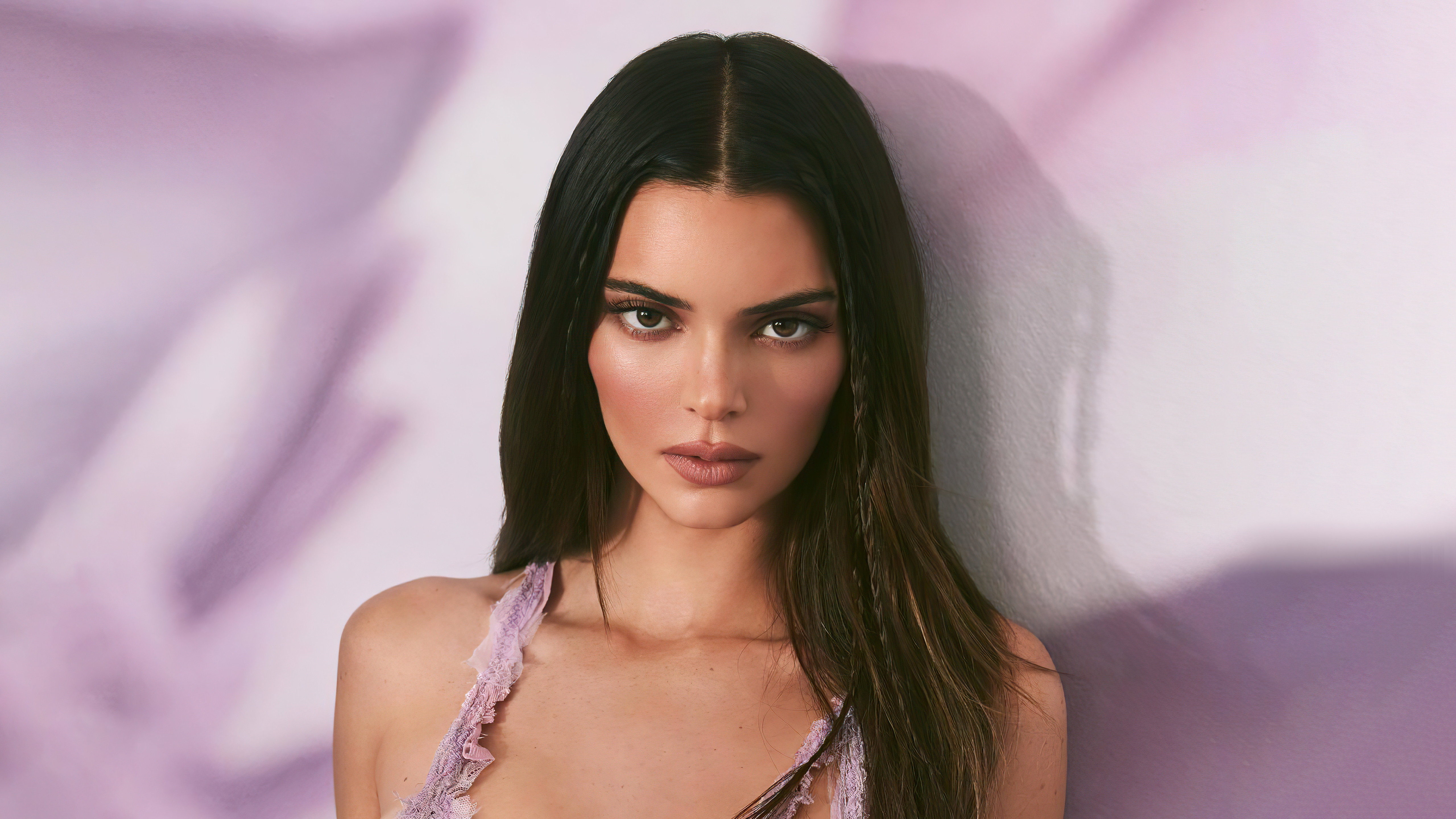 kylie and kendall cosmetics 2022 4k 1653332106