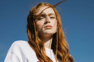 sadie sink sandro paris 2022 4k 1653332800