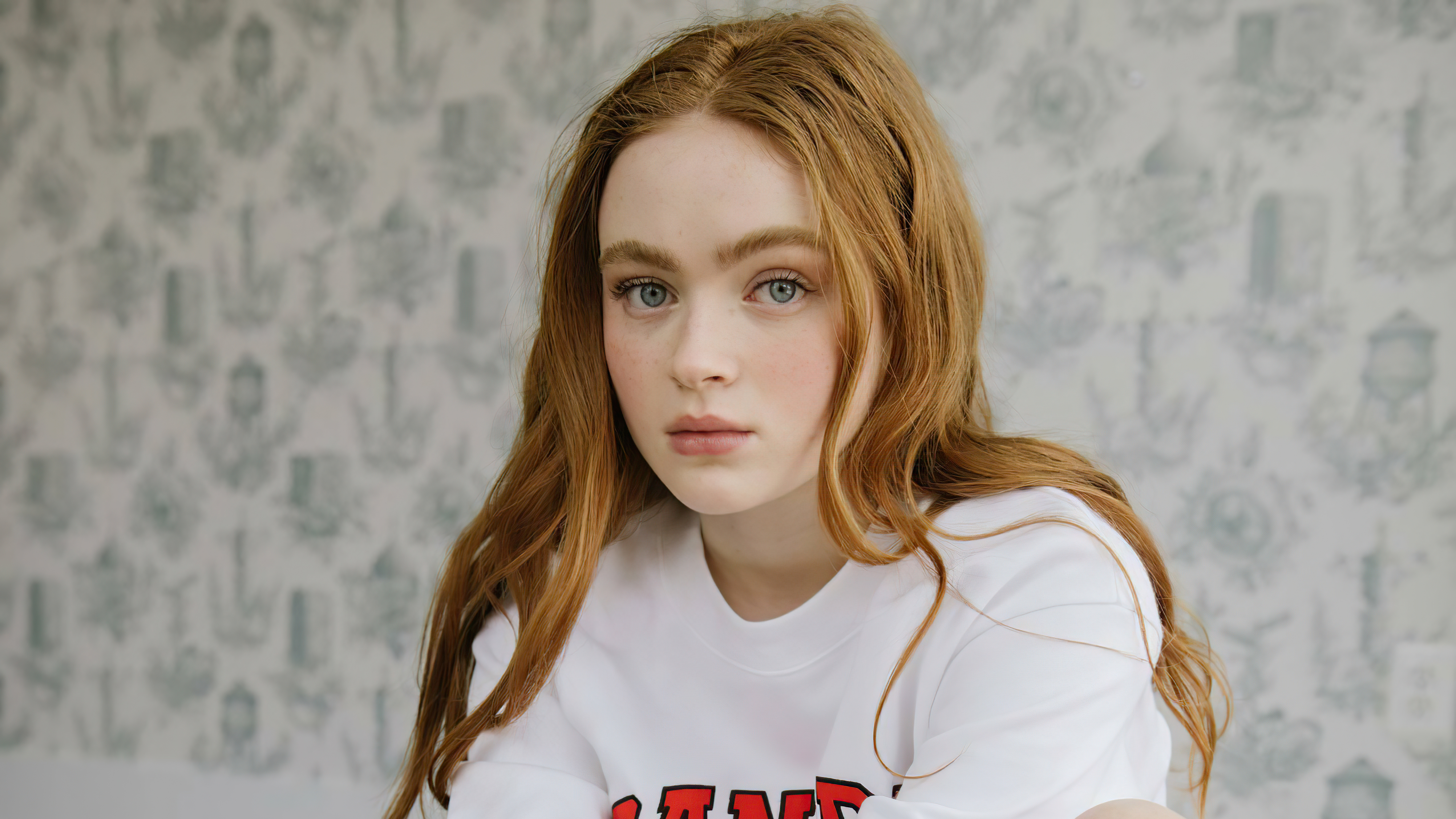 sadie sink sandro paris 4k 1653332800