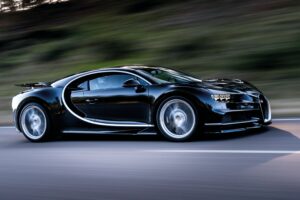 bugatti chiron speed side view 4k 1691771365