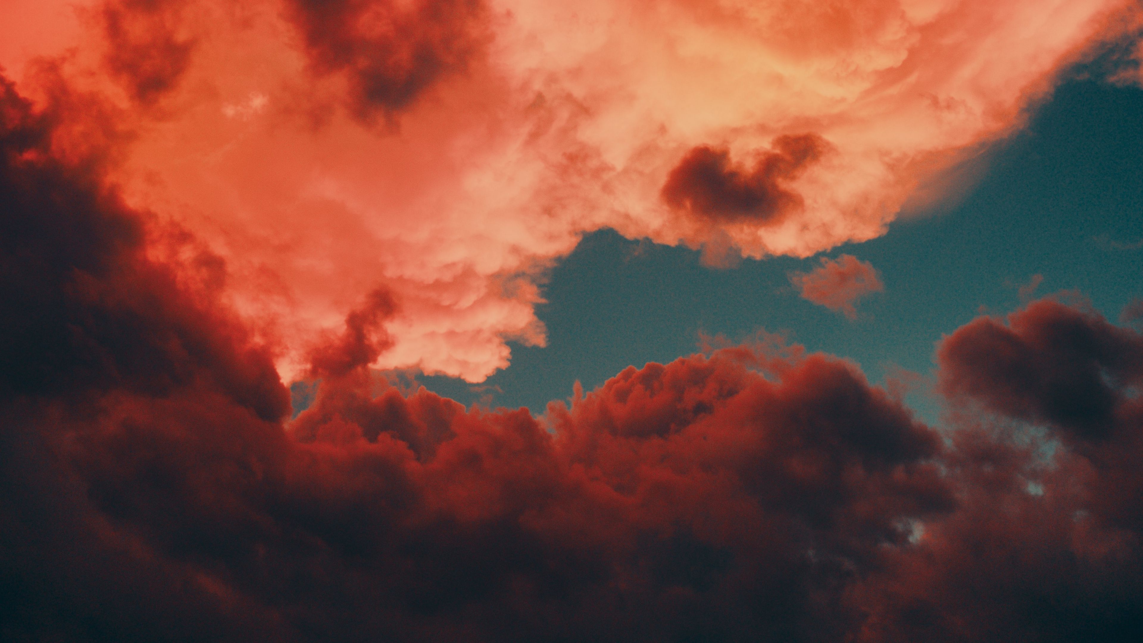 dark red sky twilight 4k walpaper 1692028752