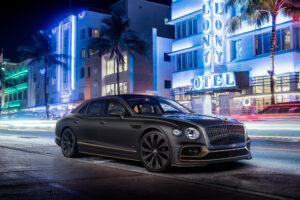 bentley flying spur hybrid 2023 4k 1698595339