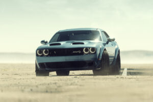 dodge challenger srt hellcat in desert 2023 4k 1698357984