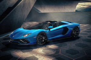 lamborghini aventador ultimae dynamic 4k 1697714325