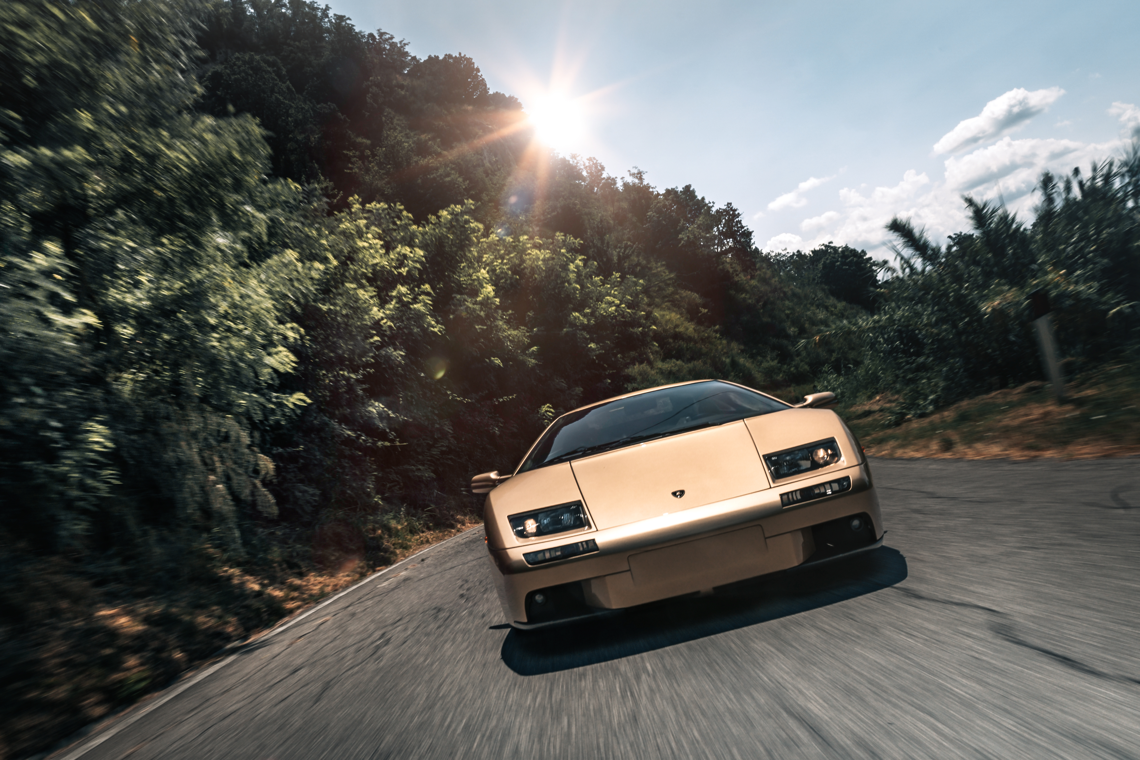 lamborghini diablo vt 6 road 4k 1698698924