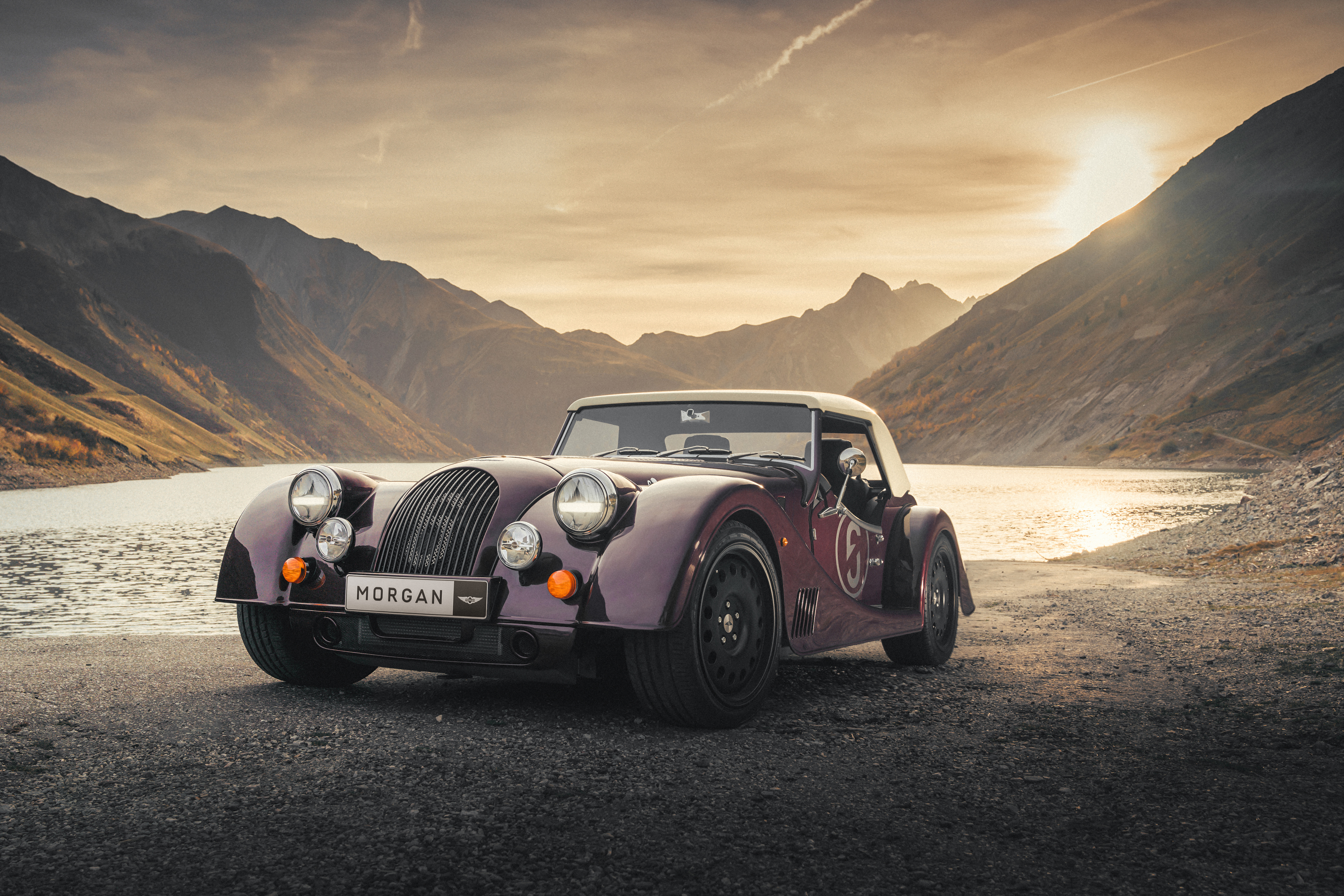 morgan plus six 2023 4k 1698669315