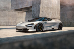 white mclaren 720s 4k 1698102608