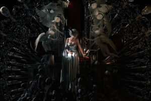 queen sitting on throne n1.jpg