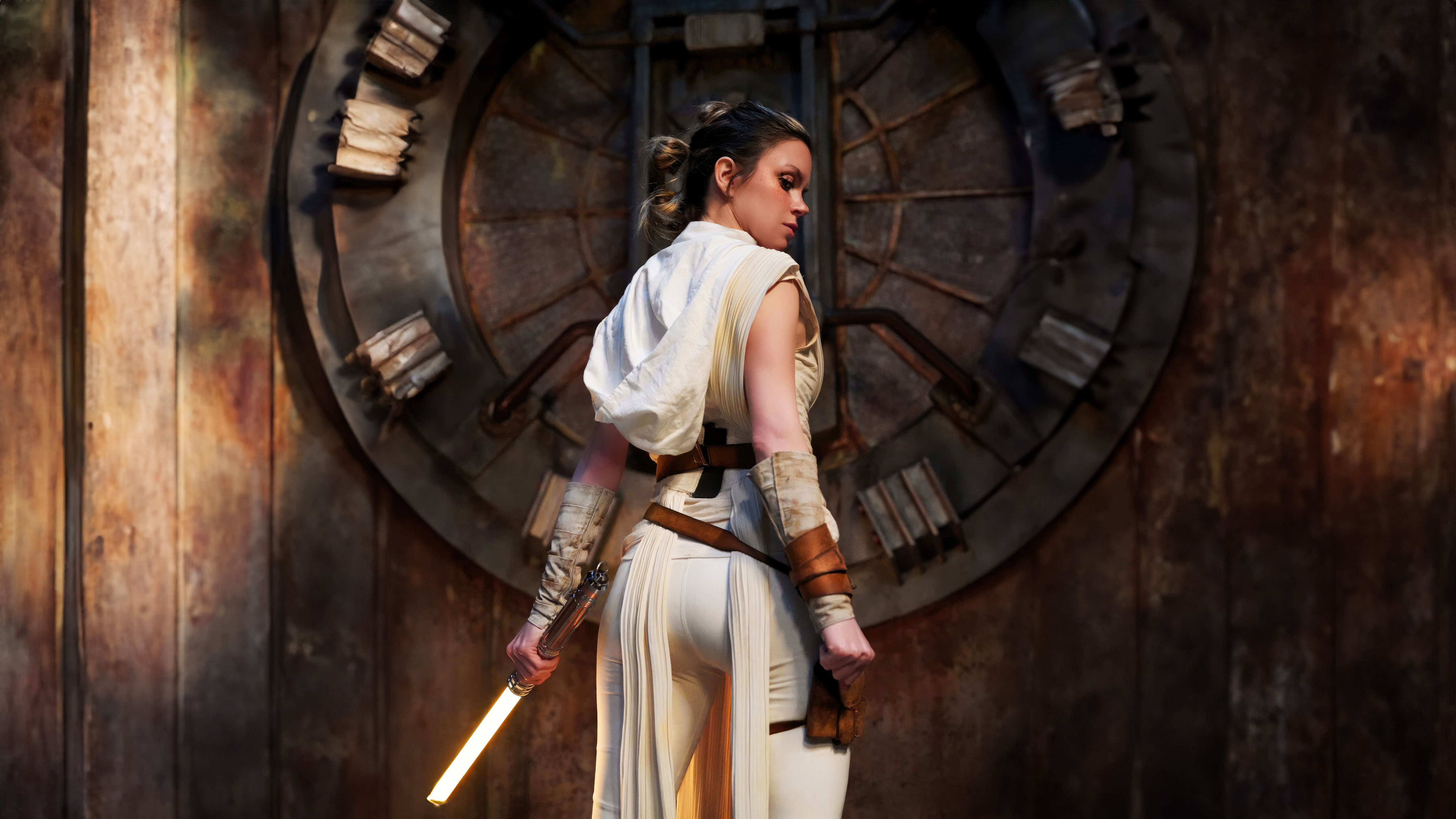 rey cosplay 5k hx.jpg